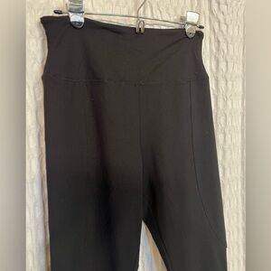 NYDJ Classic Black High-Waisted Leggings